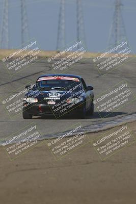 media/Oct-25-2025-CalClub SCCA (Sat) [[34c778dfbe]]/Group 5/Race/